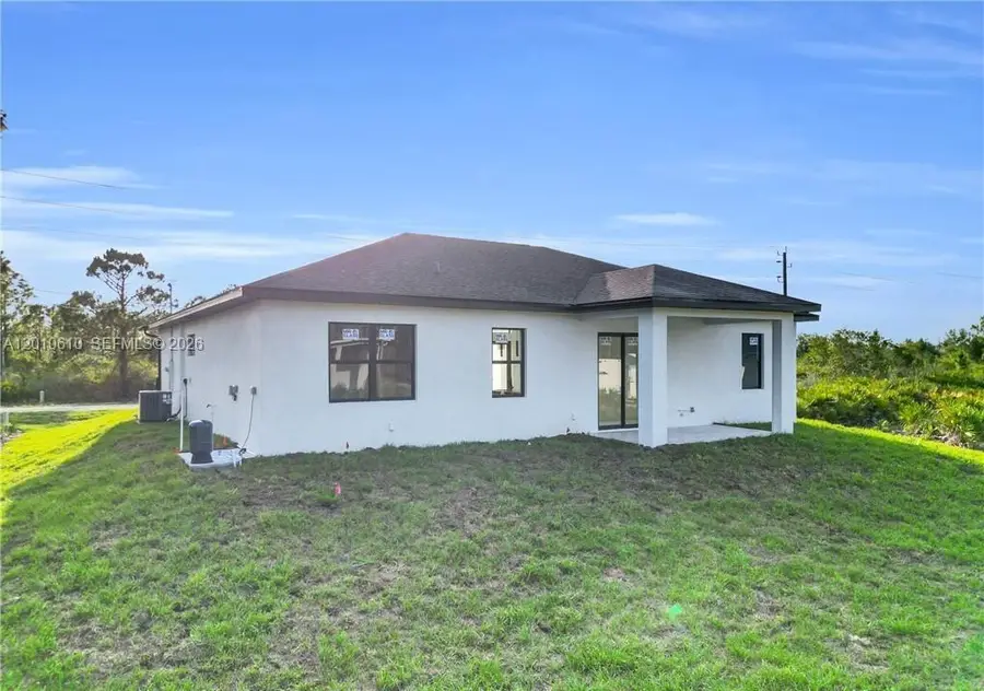 346 Ranchito Ave, Lehigh Acres, FL 33974 - #2