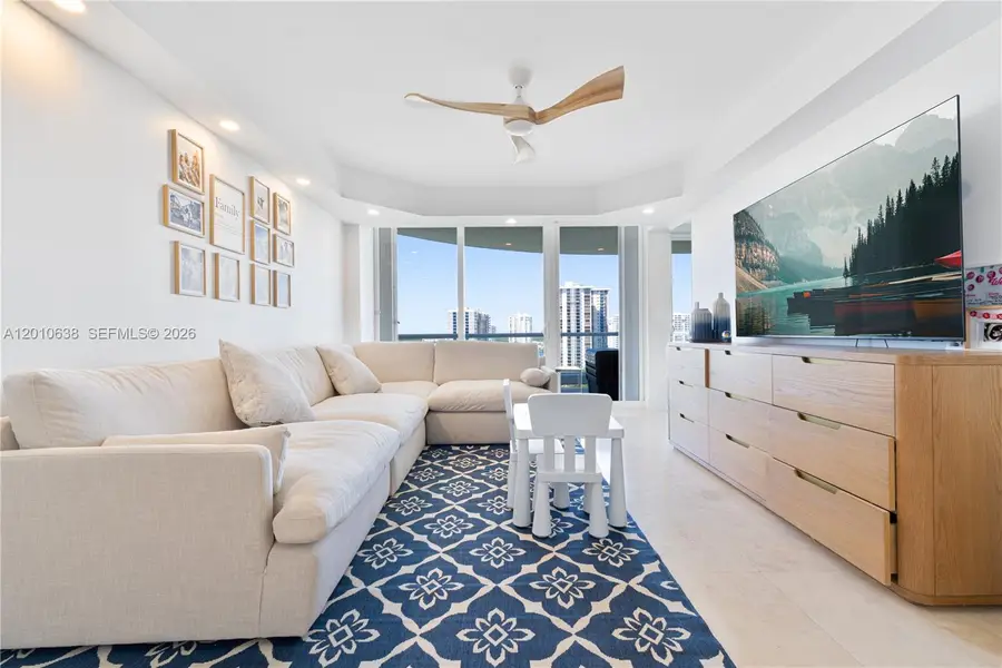 7000 Island Blvd #1402, Aventura, FL 33160 - #3