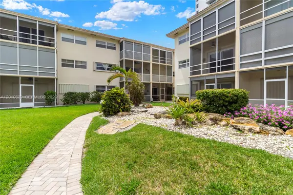 2600 Diana Dr #119, Hallandale Beach, FL 33009