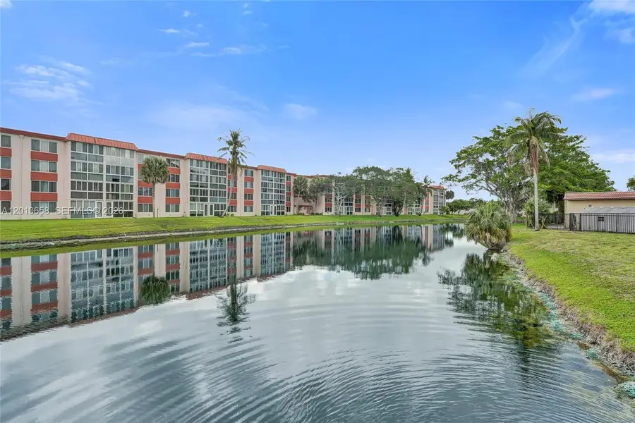 5950 Del Lago Cir #104, Sunrise, FL 33313 - #3