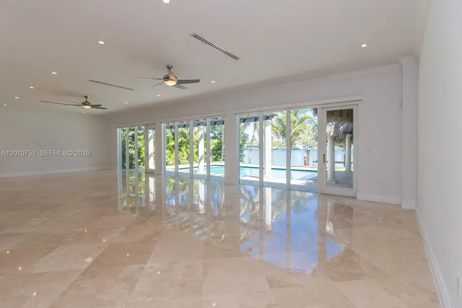 425 N Shore Dr, Miami Beach, FL 33141 - #3