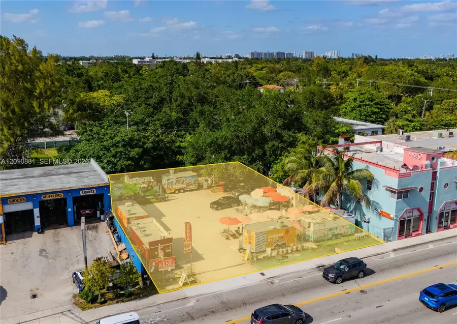 633 NE 79th St, Miami, FL 33138 - #2