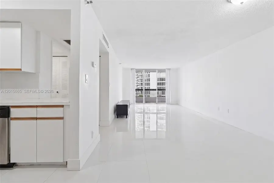 19195 NE 36th Ct #604, Aventura, FL 33180 - #2
