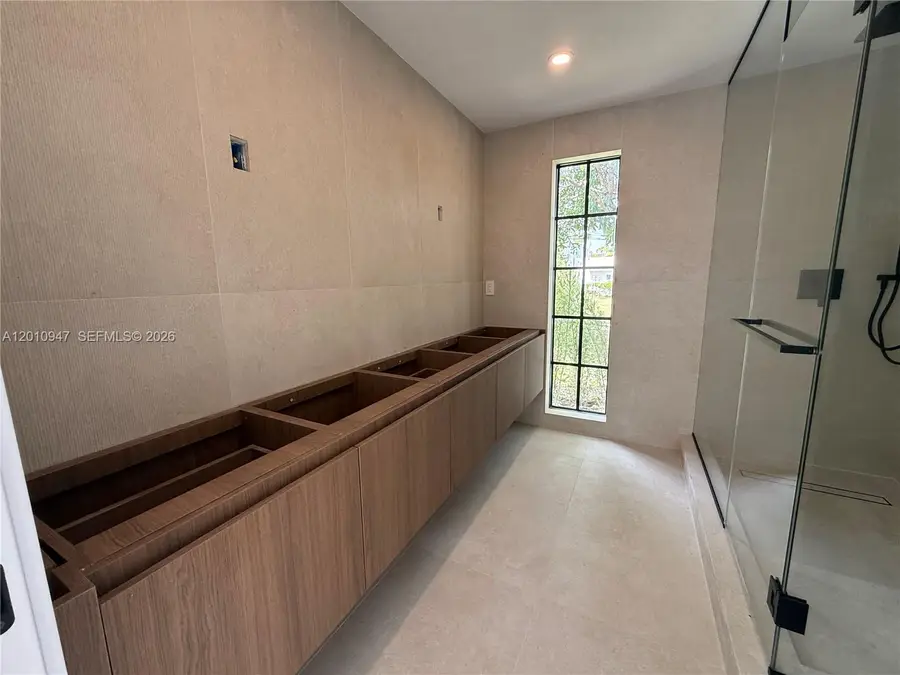 118 Sarto Ave, Coral Gables, FL 33134 - #3