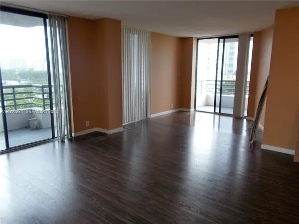 3300 NE 191st St #912, Aventura, FL 33180