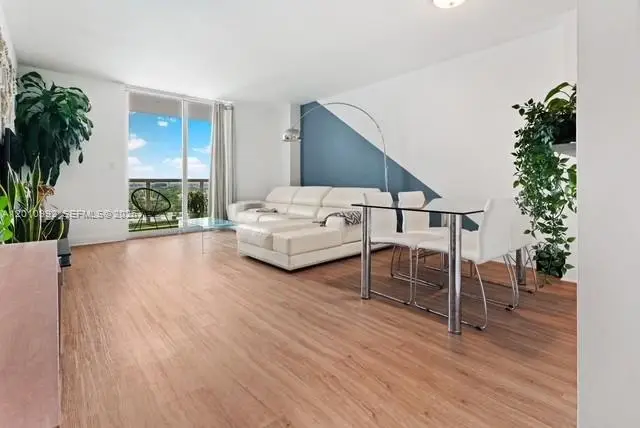 1800 N Bayshore Dr #1604, Miami, FL 33132 - #2