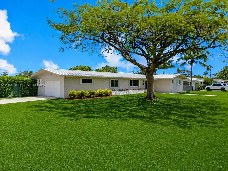 81 NW 18th St, Homestead, FL 33030 - #2