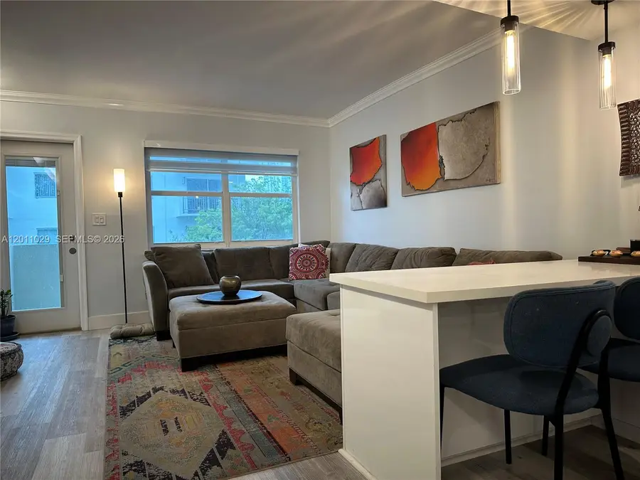 1130 11th St #4E, Miami Beach, FL 33139 - #3