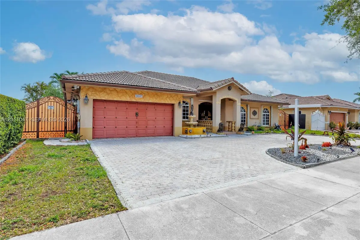 16037 NW 77th Pl, Miami Lakes, FL 33016 - #1