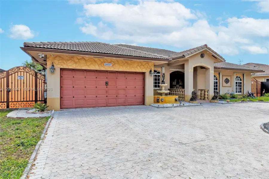 16037 NW 77th Pl, Miami Lakes, FL 33016 - #2