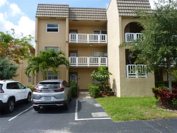 9241 Sunrise Lakes Blvd #201, Sunrise, FL 33322