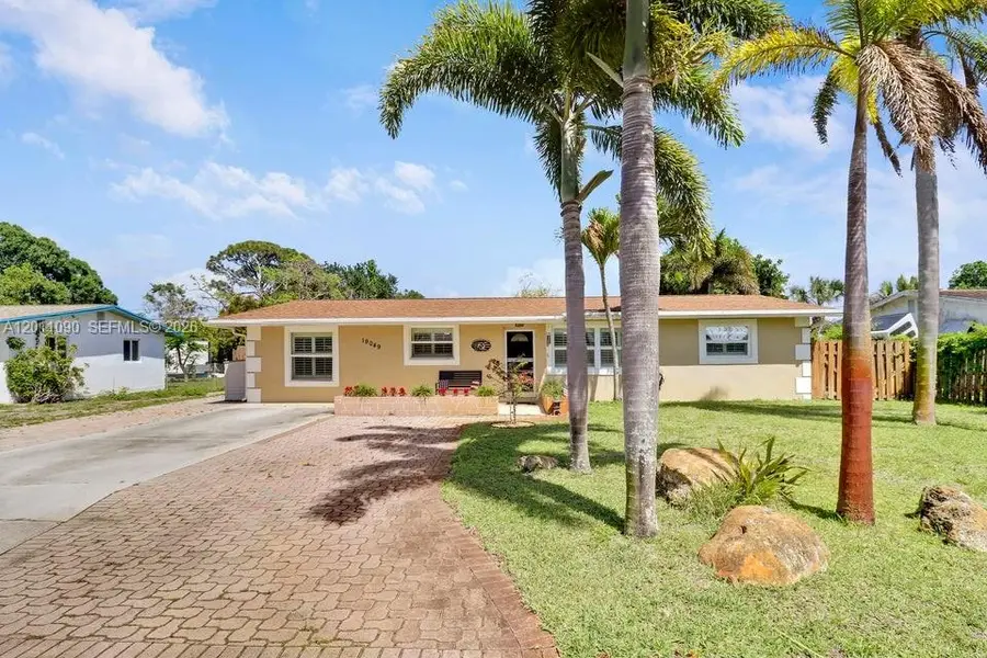 19049 SE Robert Drive, Jupiter, FL 33469 - #2