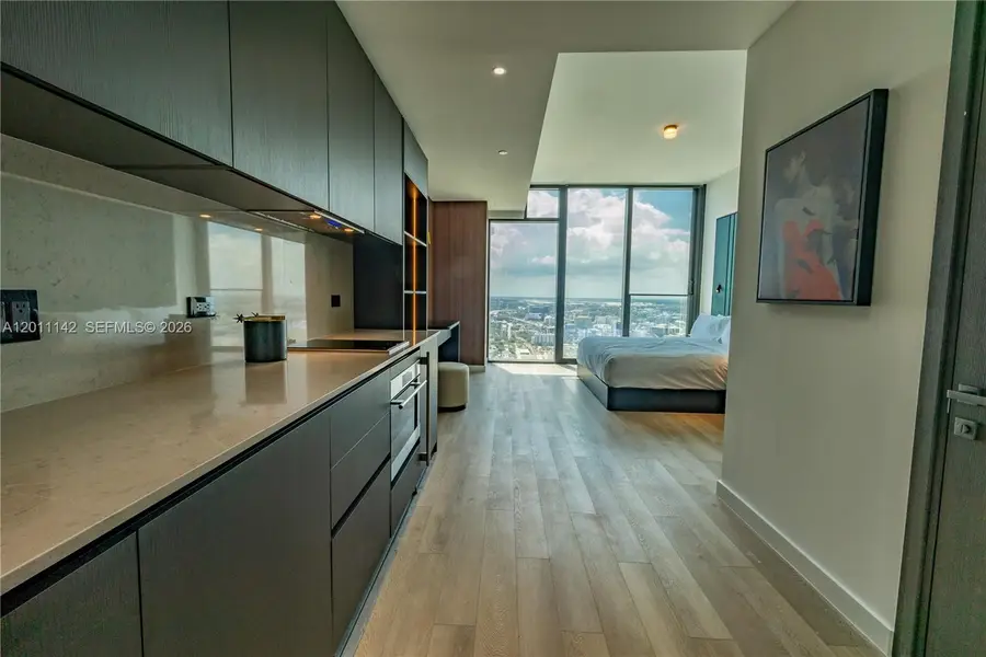 20 NE 11th St #5306, Miami, FL 33132 - #3