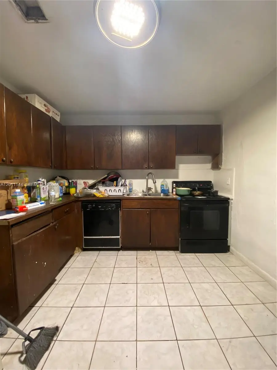 3956 NW 182nd Ln, Miami Gardens, FL 33055 - #3
