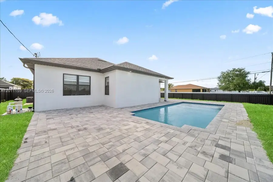 2220 NE 9th Pl, Cape Coral, FL 33909 - #3