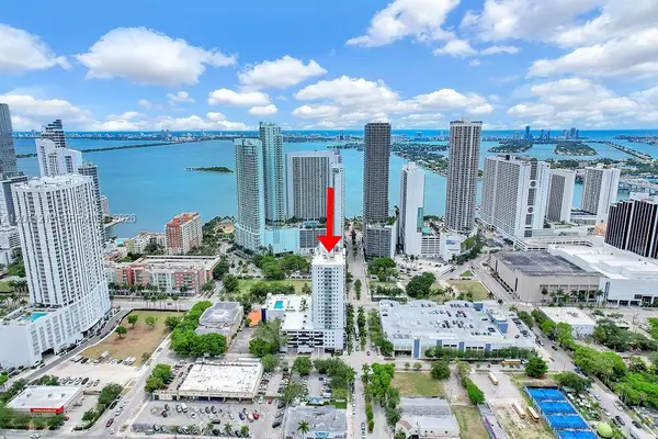 275 NE 18th St #306, Miami, FL 33132