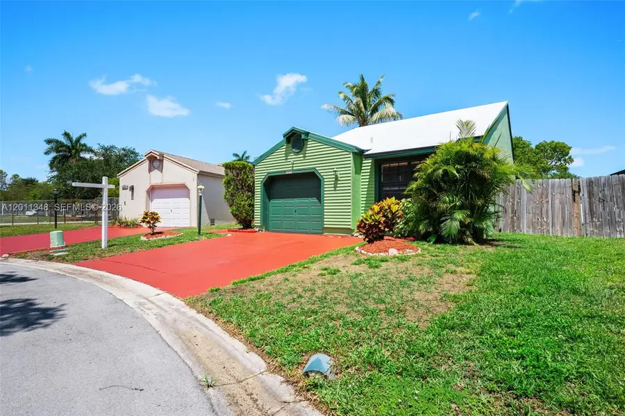 2411 SW 85th Ter, Miramar, FL 33025 - #2