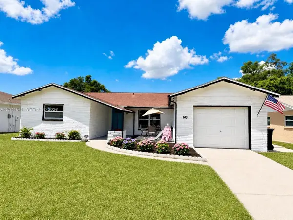 143 Valley, Tampa, FL 33510
