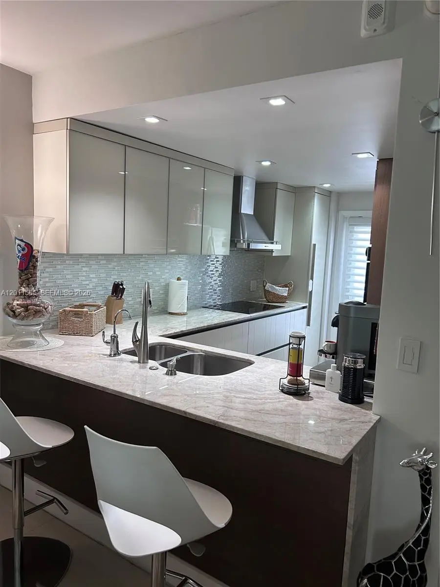 1000 SW 12th St #203, Fort Lauderdale, FL 33315 - #3