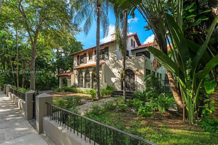 547 NE 57th St, Miami, FL 33137 - #2
