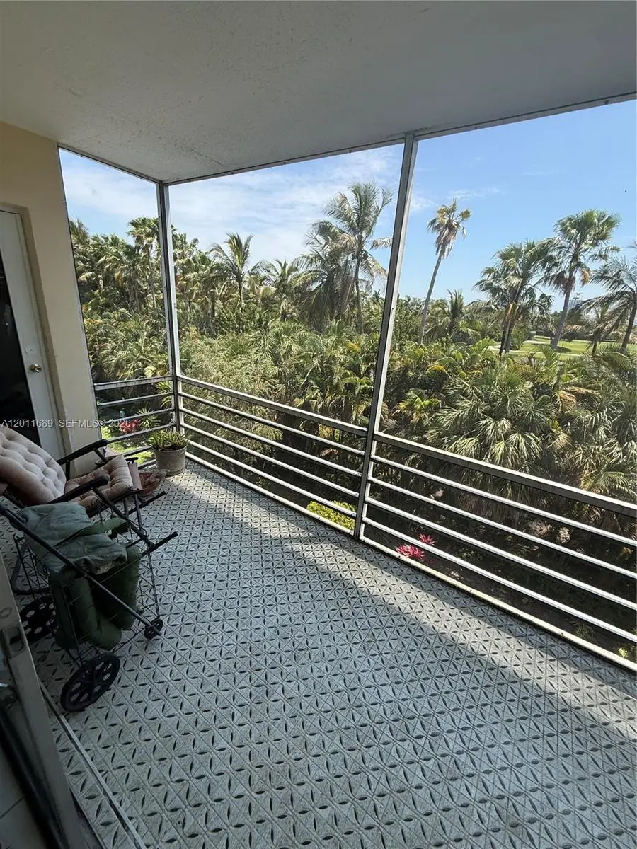 700 NE 14th Ave #409, Hallandale Beach, FL 33009 - #2