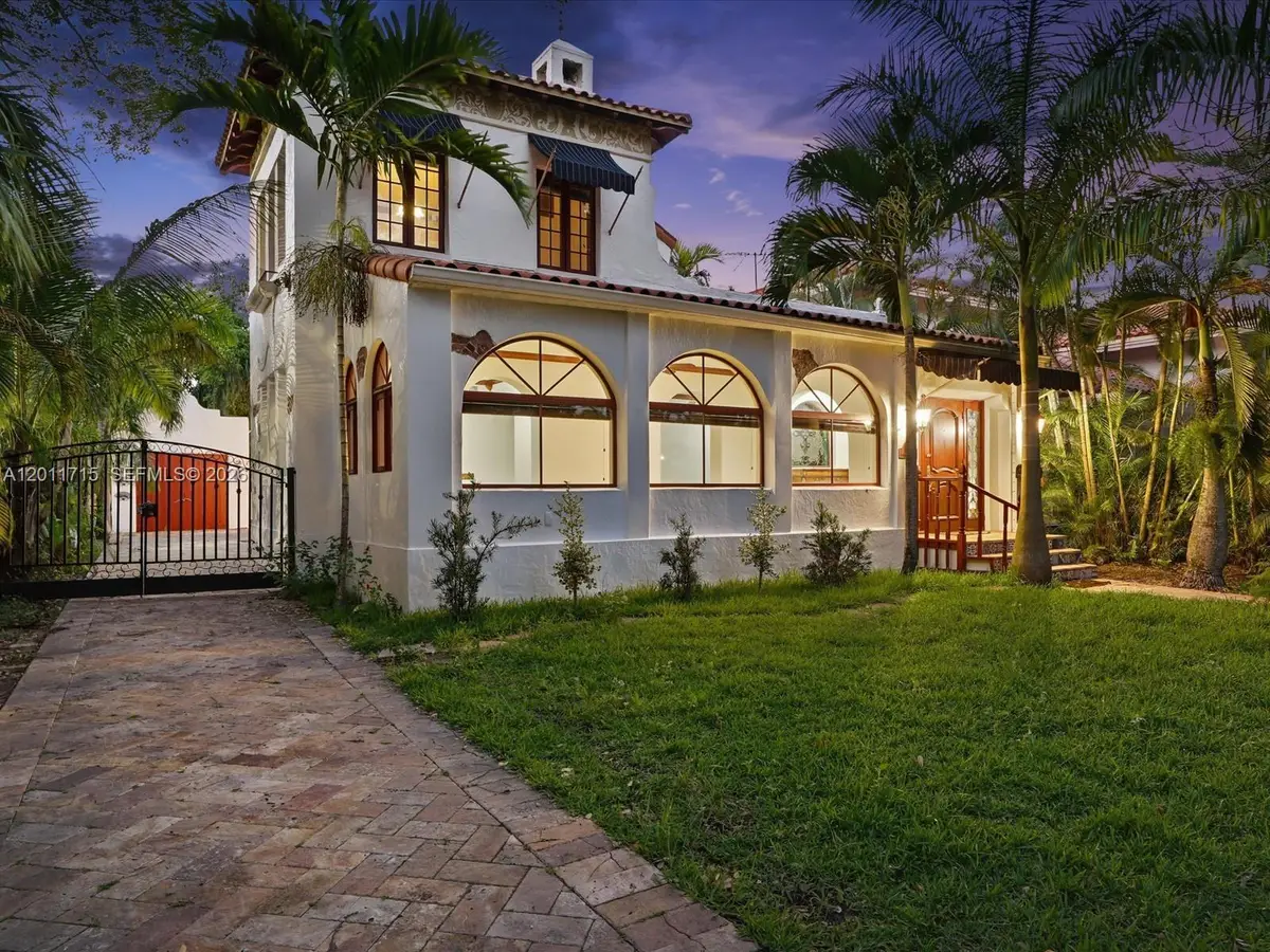 1137 Asturia Ave, Coral Gables, FL 33134 - #1