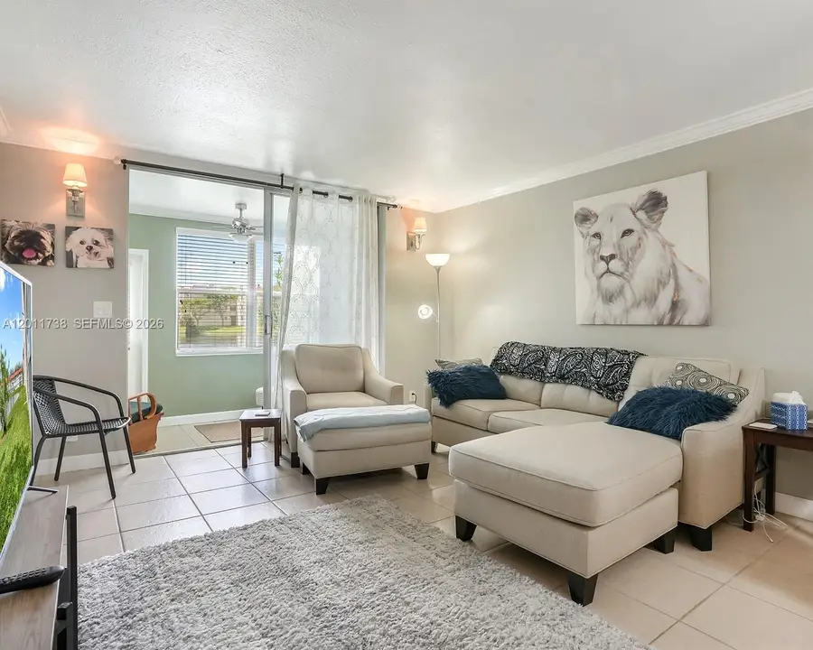 2900 W Sunrise Lakes Dr #101, Sunrise, FL 33322 - #3