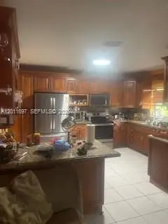 Address Withheld By Seller, Miami, FL 33168 - #2