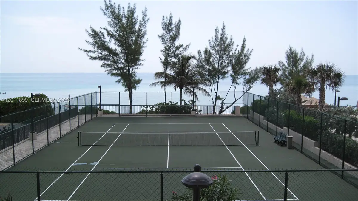 1912 S Ocean Dr #3D, Hallandale Beach, FL 33009 - #1