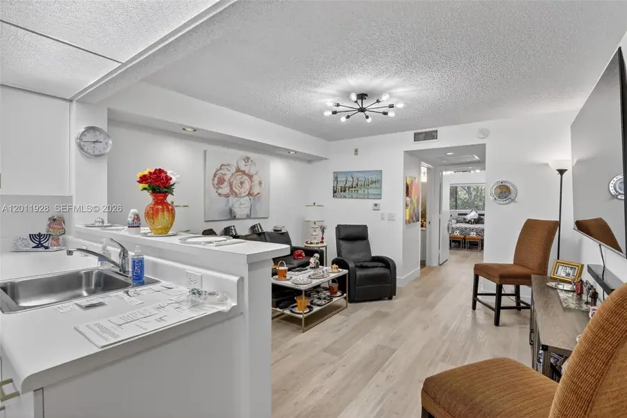 800 SW 137th Ave #411G, Pembroke Pines, FL 33027 - #3