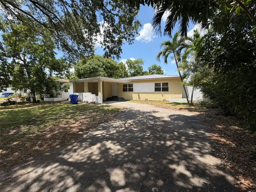6433 Wiley St, Hollywood, FL 33023 - #2