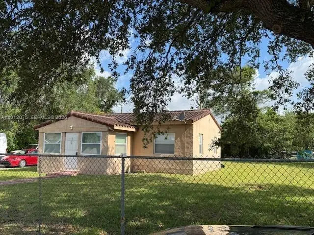 6013 SW 34th St, Miramar, FL 33023 - #1