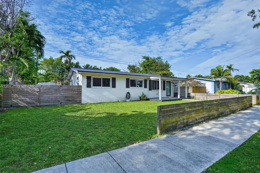 9240 Marine Dr, Cutler Bay, FL 33189 - #2
