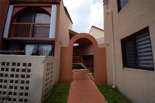 10241 NW 9th St Cir #112-5, Miami, FL 33172