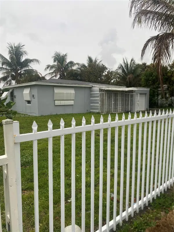 1070 NW 147th St, Miami, FL 33168