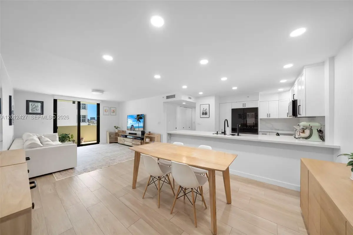 1621 Collins Ave #PH1002, Miami Beach, FL 33139 - #1
