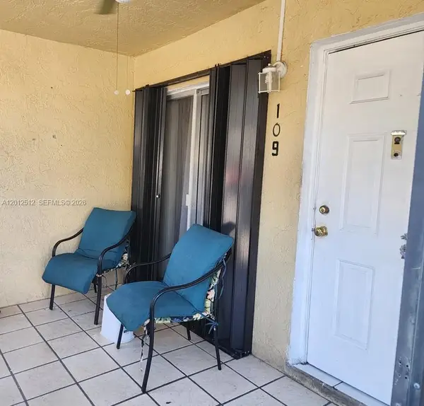 15619 SW 73rd Cir Ter #10-9, Miami, FL 33193