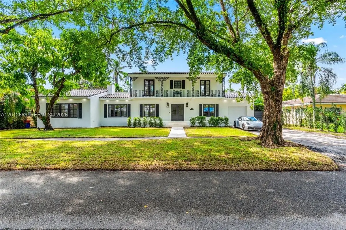 1426 Robbia Ave, Coral Gables, FL 33146 - #1