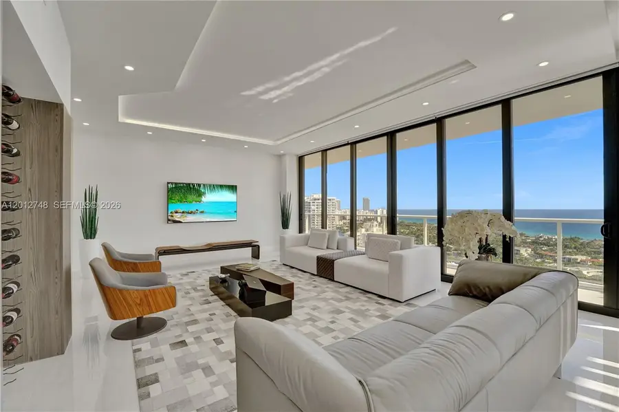 20281 E Country Club Dr #PH14, Aventura, FL 33180 - #2