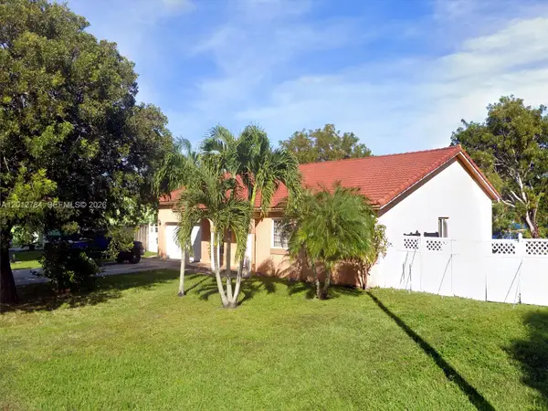 22301 SW 127th Pl, Miami, FL 33170