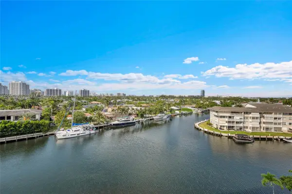 401 Golden Isles Dr #712, Hallandale Beach, FL 33009
