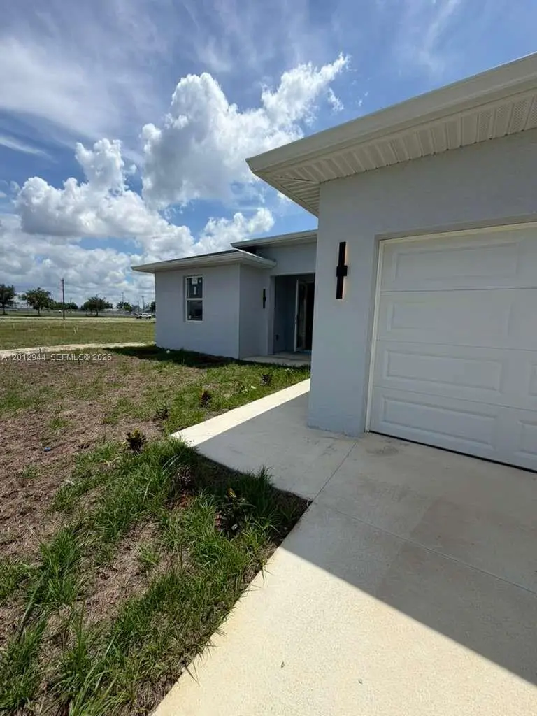 3629 E Gator Cir, Cape Coral, FL 33909 - #2