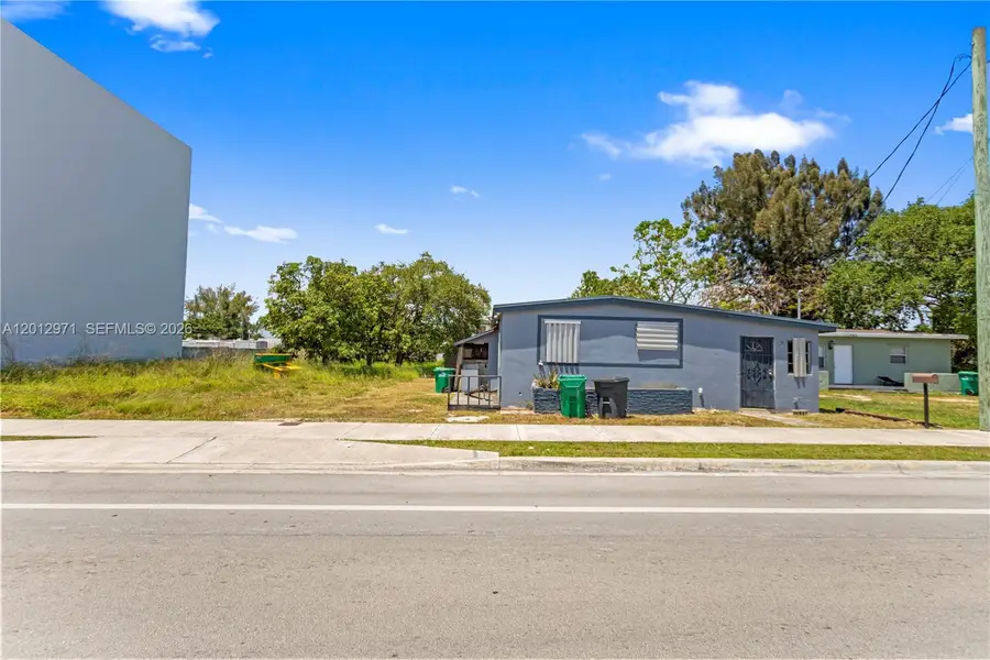 11969 SW 216th St, Miami, FL 33170 - #2