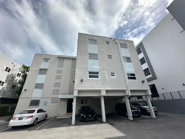 1337 NW 1st St #14, Miami, FL 33125 - #1