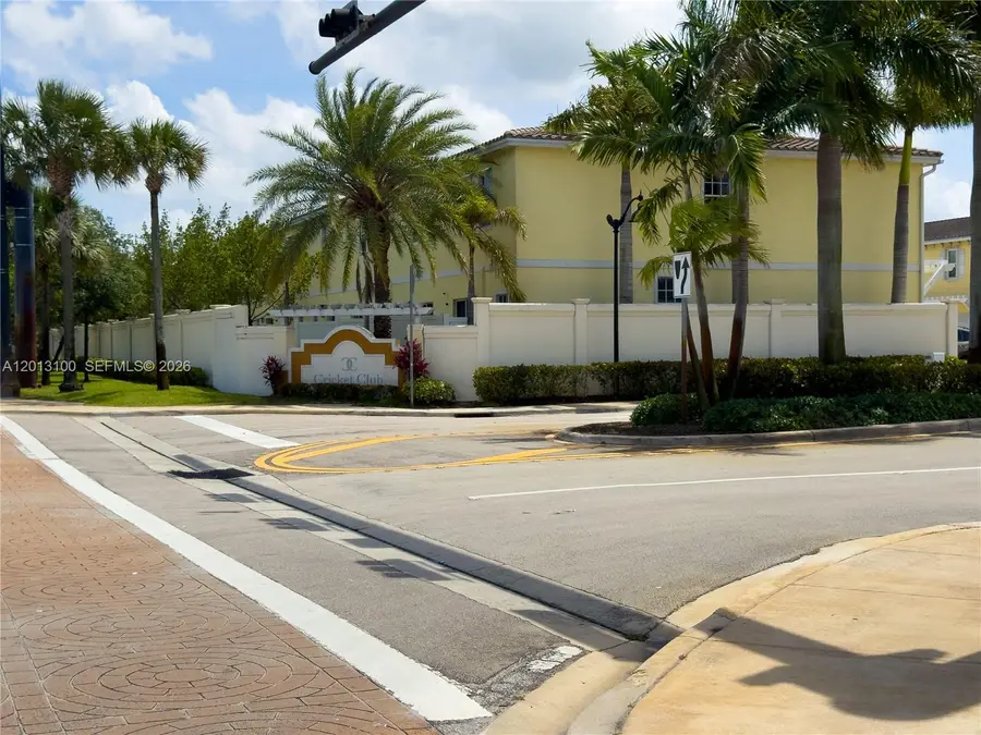 4009 NW 11th Dr, Lauderhill, FL 33313 - #2