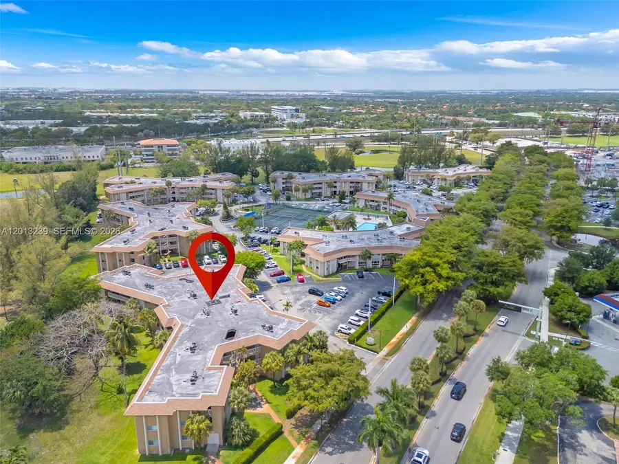 7400 Miami Lakes Dr #D205, Miami Lakes, FL 33014 - #2
