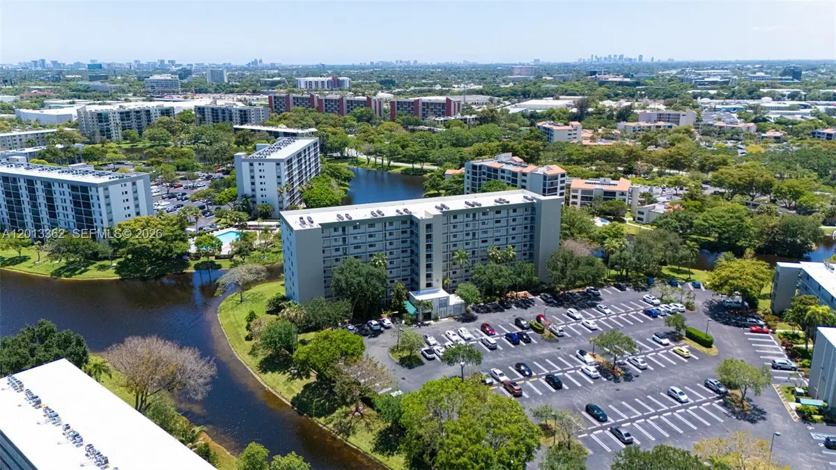 2232 N Cypress Bend Dr #507, Pompano Beach, FL 33069 - #1