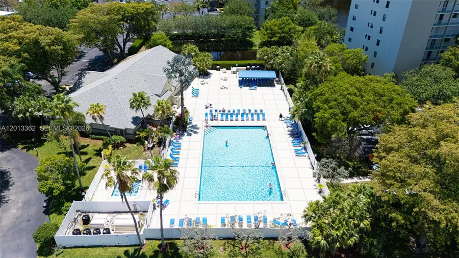 2232 N Cypress Bend Dr #507, Pompano Beach, FL 33069 - #3
