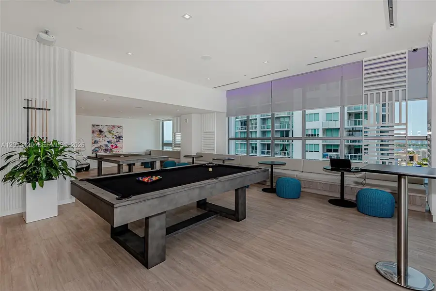 227 NE 2nd St #2206, Miami, FL 33132 - #3