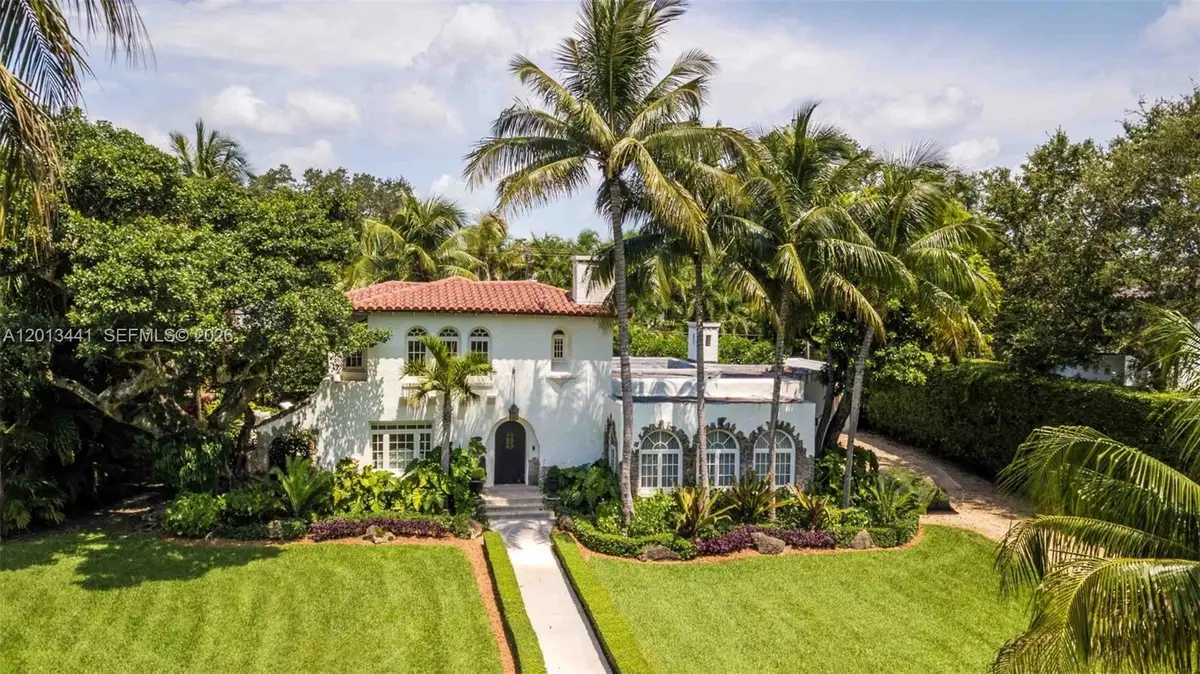 2010 N Greenway Dr, Coral Gables, FL 33134 - #1
